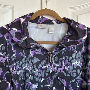 Zenergy by Chico’s purple black and white cheetah full zip lightweight jacket